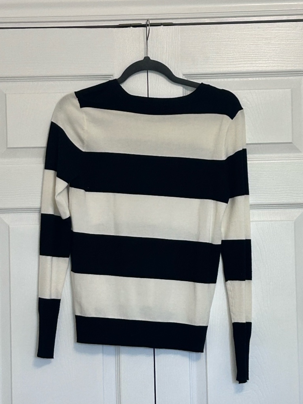 Twik Simons Black & Cream Striped Knit Sweater Size M